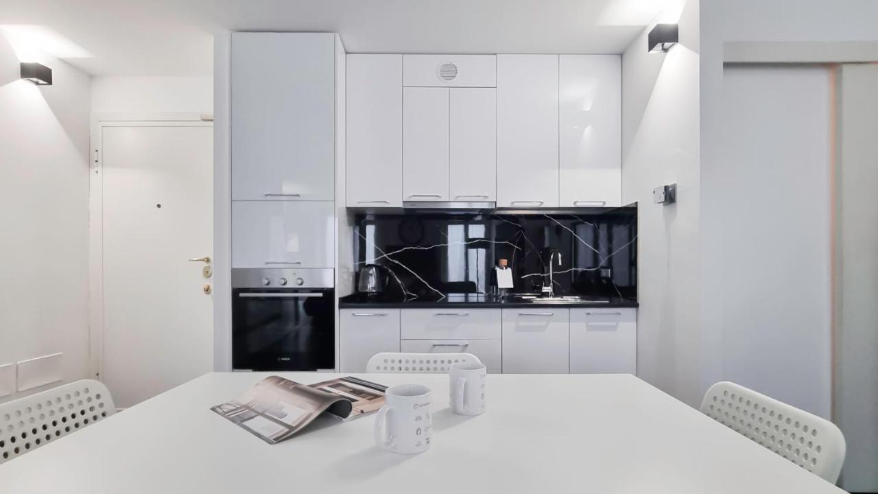 Italianway - Torino 57 A Apartment Milan Bagian luar foto
